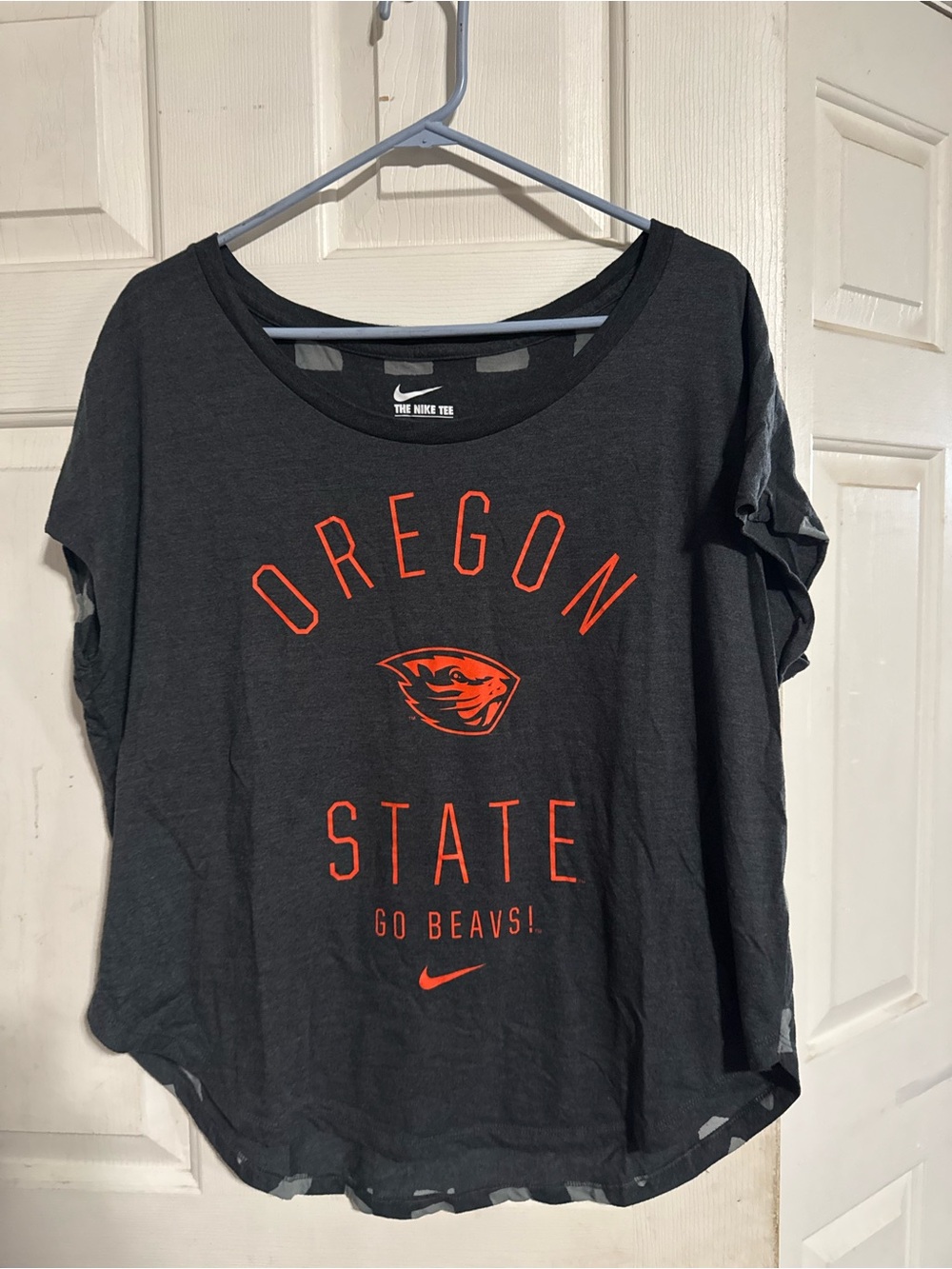Nike Women's Gray Oregon State Tee with Orange Logo